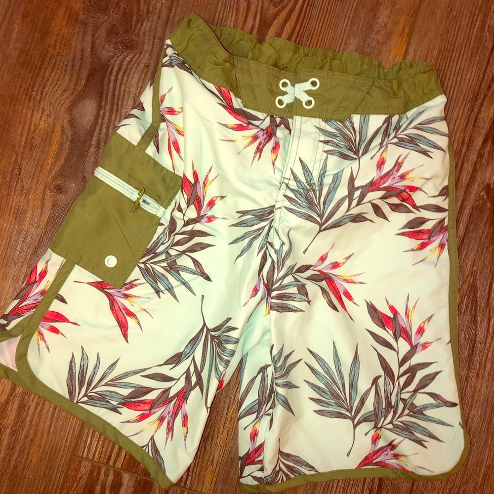 Tropical boys board shorts / swim trunks 14